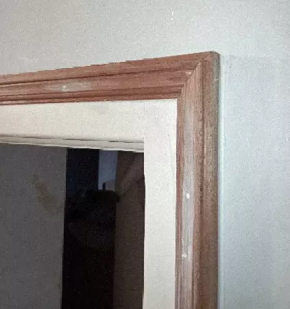 Portes : Habillage moulure sur cadre existant 8.webp